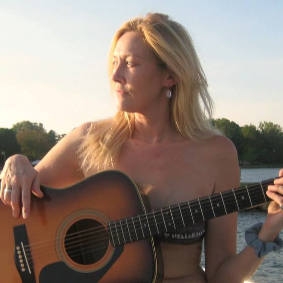 Meet your Posher, Jody - Picture 1 of 1